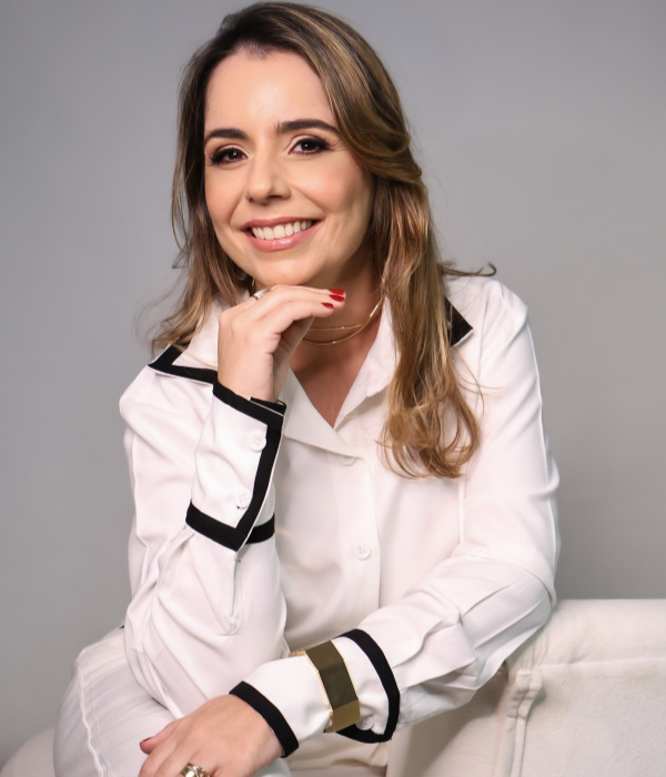 Layla Lemos Nutricionista em Vitória ES